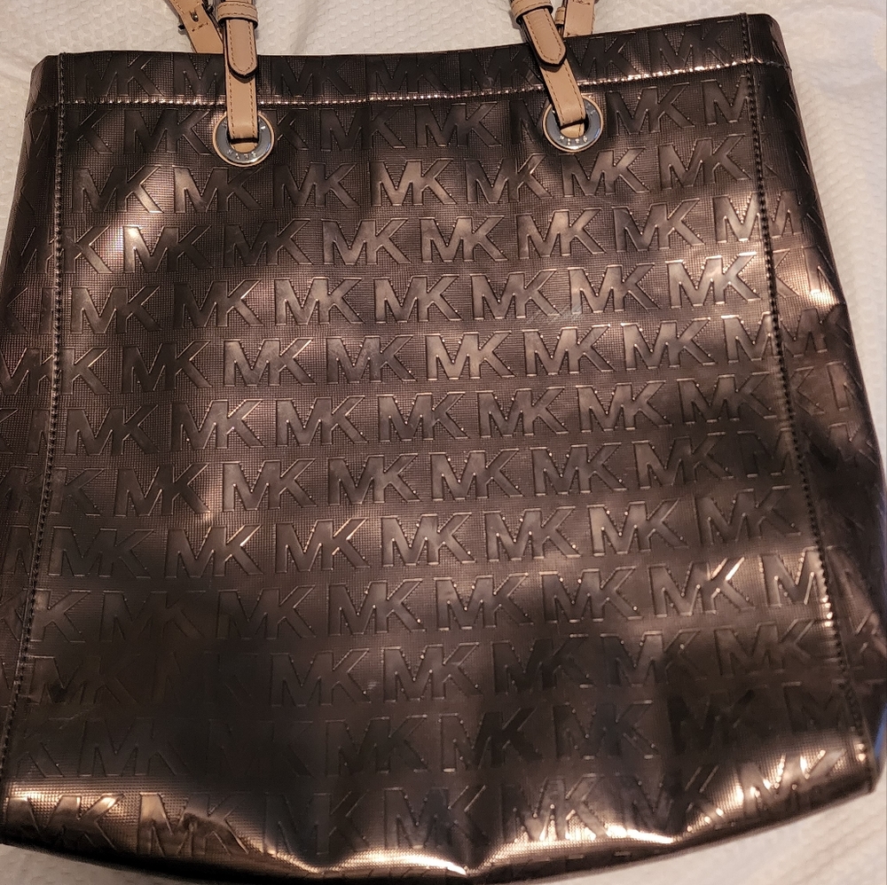 Michael Kors Purse Titanium color